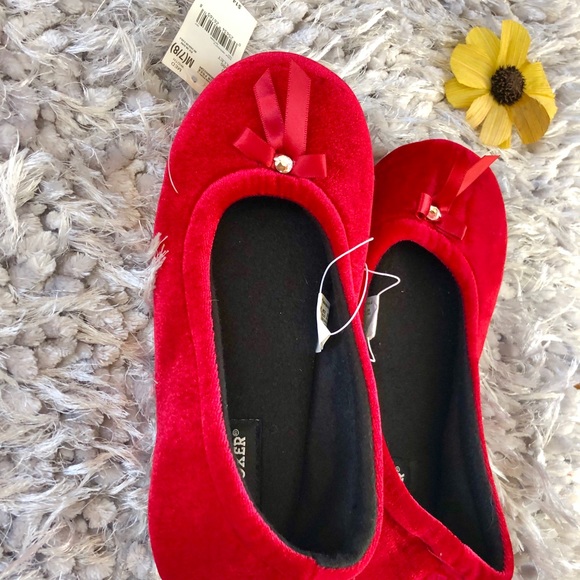 New with tag Ruby Red Slippers with A gem and bow. Soft slip one.make great gift - Picture 2 of 7